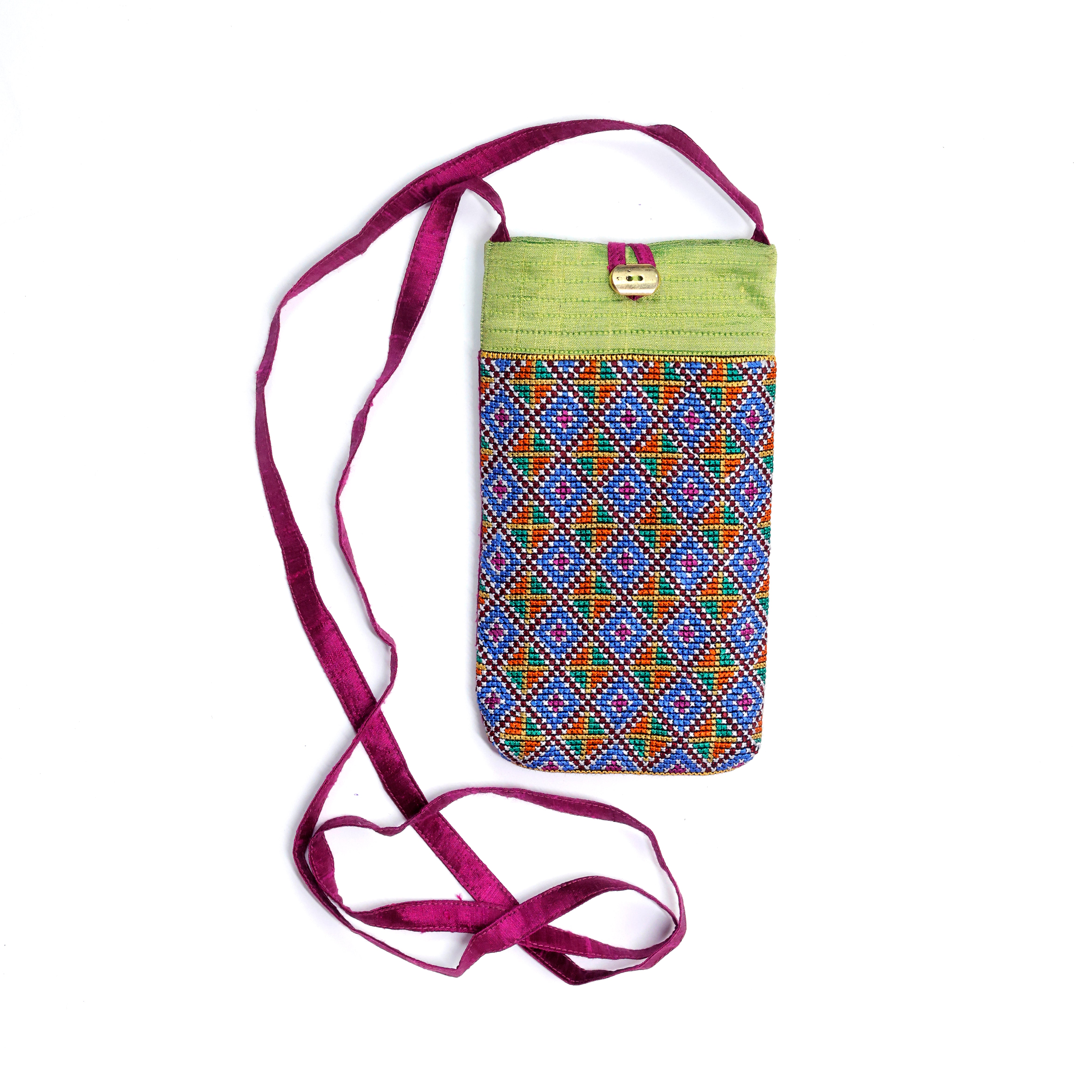 Mobile Pouch